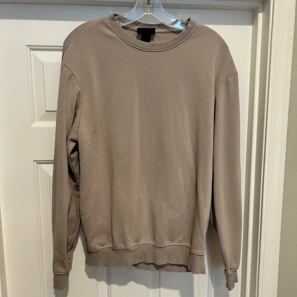 H&M tan men’s sweatshirt size small